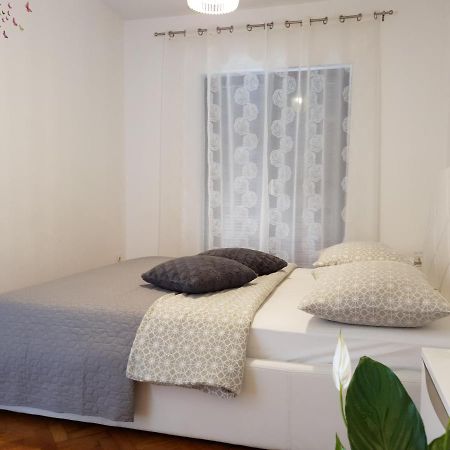 וודיצה Gulin Apartments מראה חיצוני תמונה