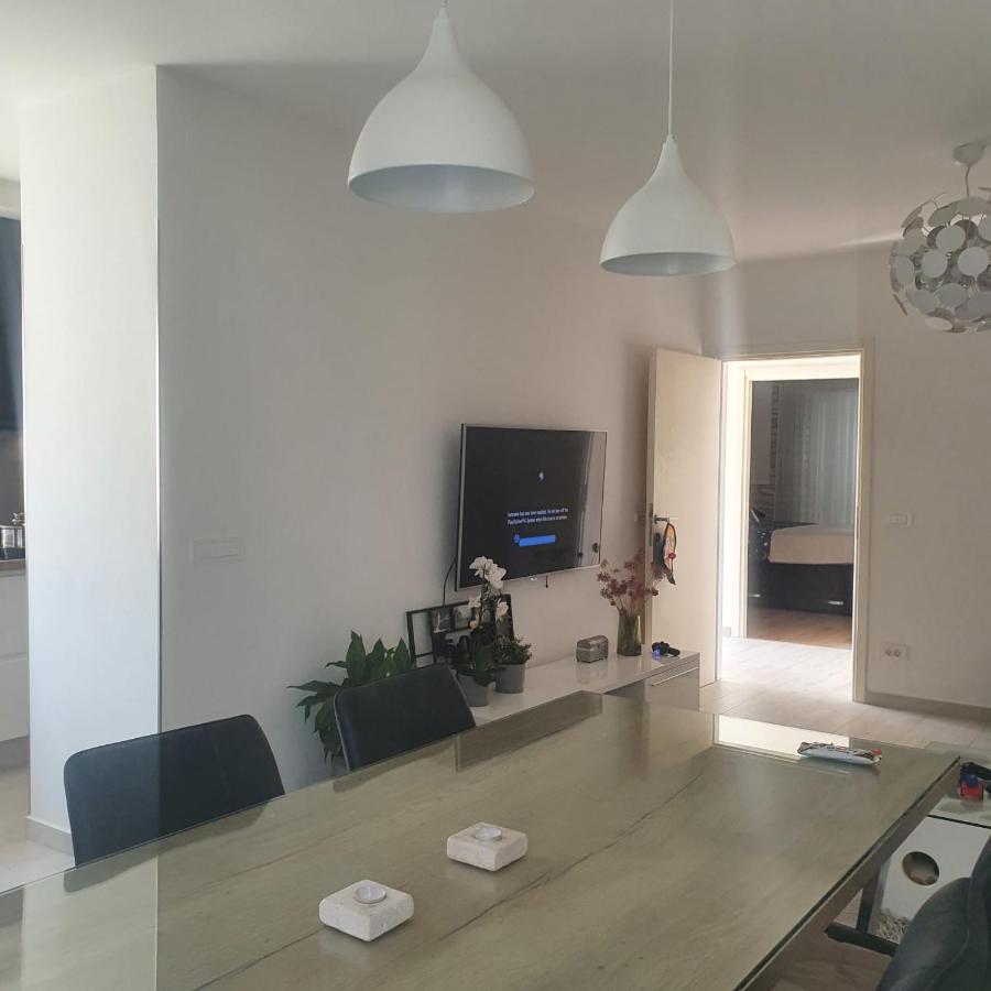 וודיצה Gulin Apartments מראה חיצוני תמונה