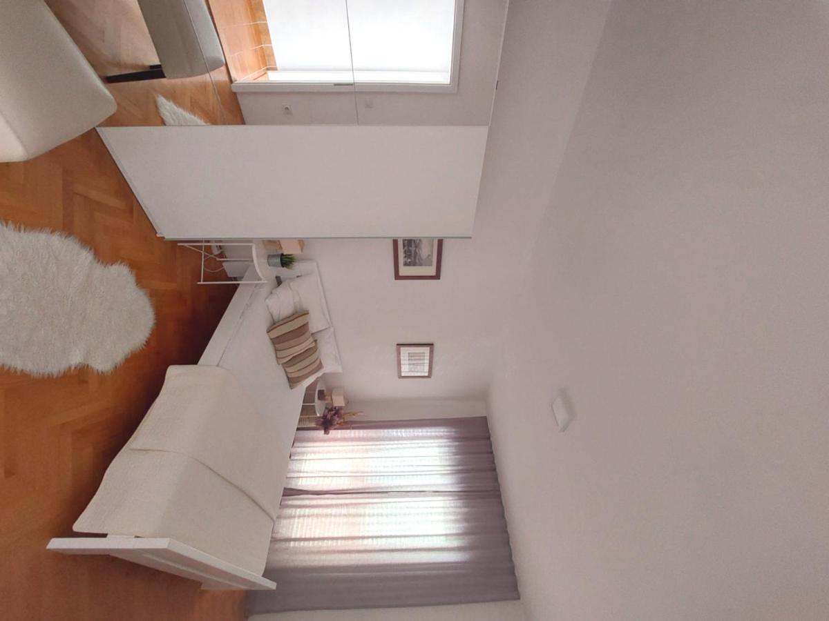 וודיצה Gulin Apartments מראה חיצוני תמונה