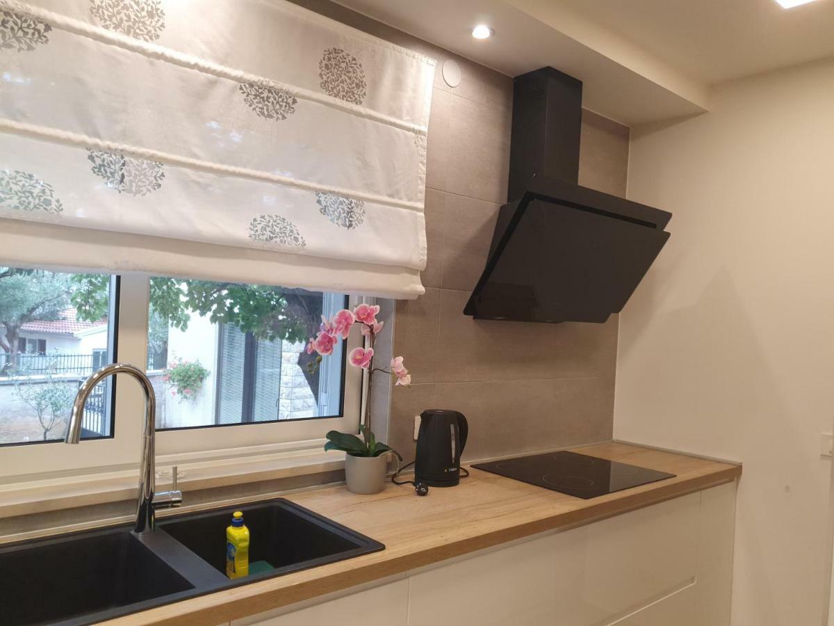 וודיצה Gulin Apartments מראה חיצוני תמונה